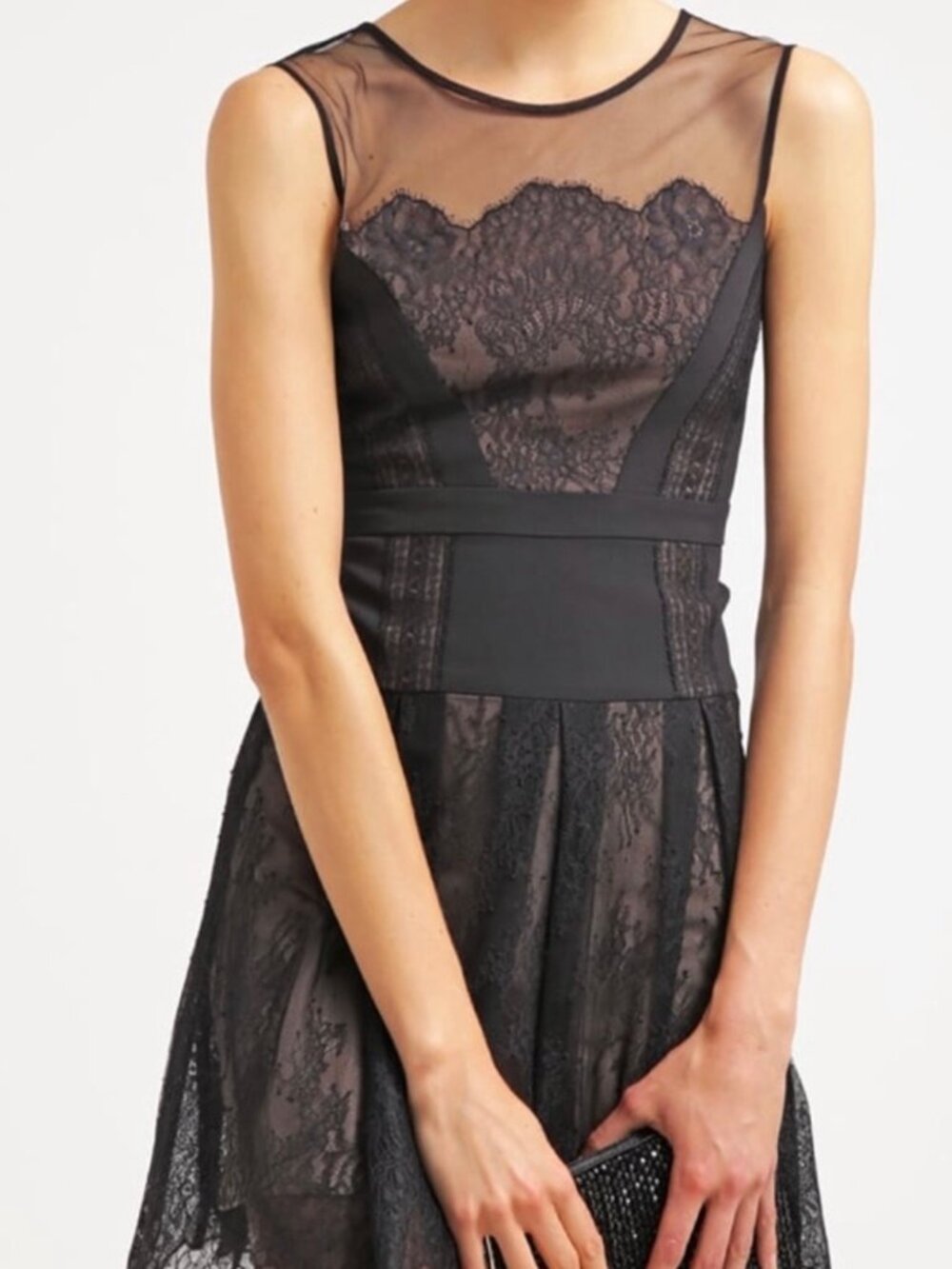 BCBGmaxazria black lace cocktail dress - NWT Size 4
